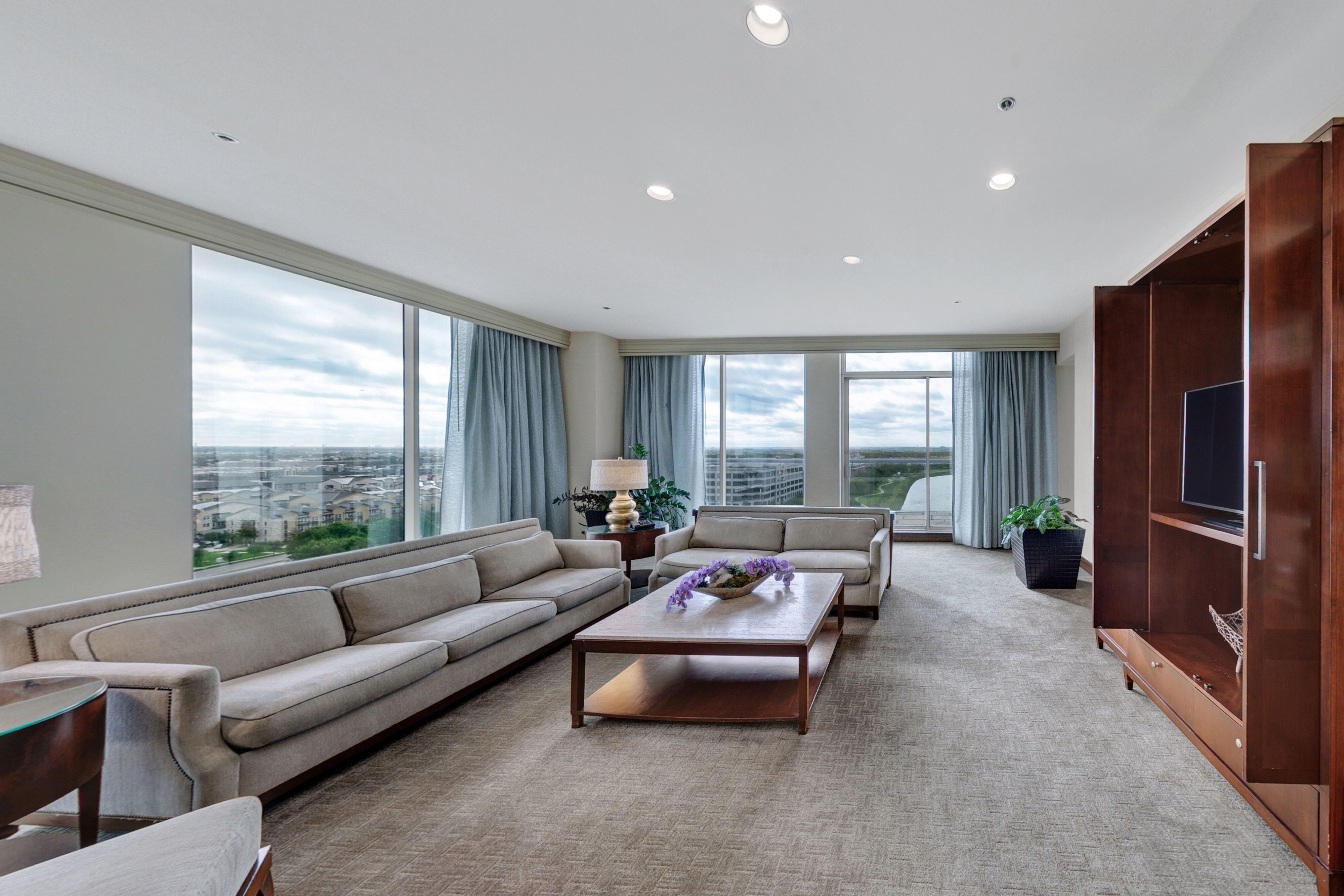 פרמרס בראנץ' Renaissance Dallas North Hotel מראה חיצוני תמונה