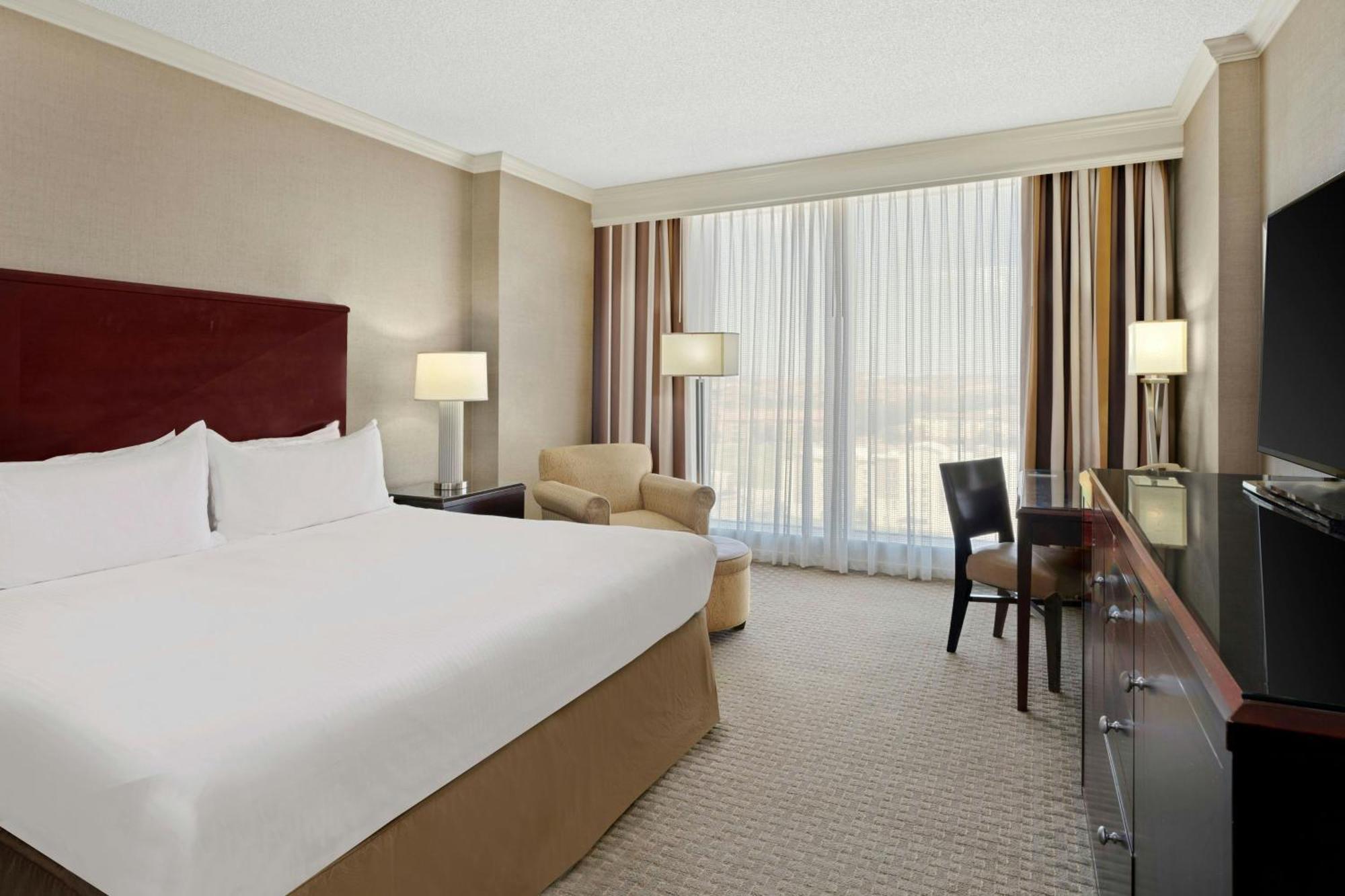 פרמרס בראנץ' Renaissance Dallas North Hotel מראה חיצוני תמונה