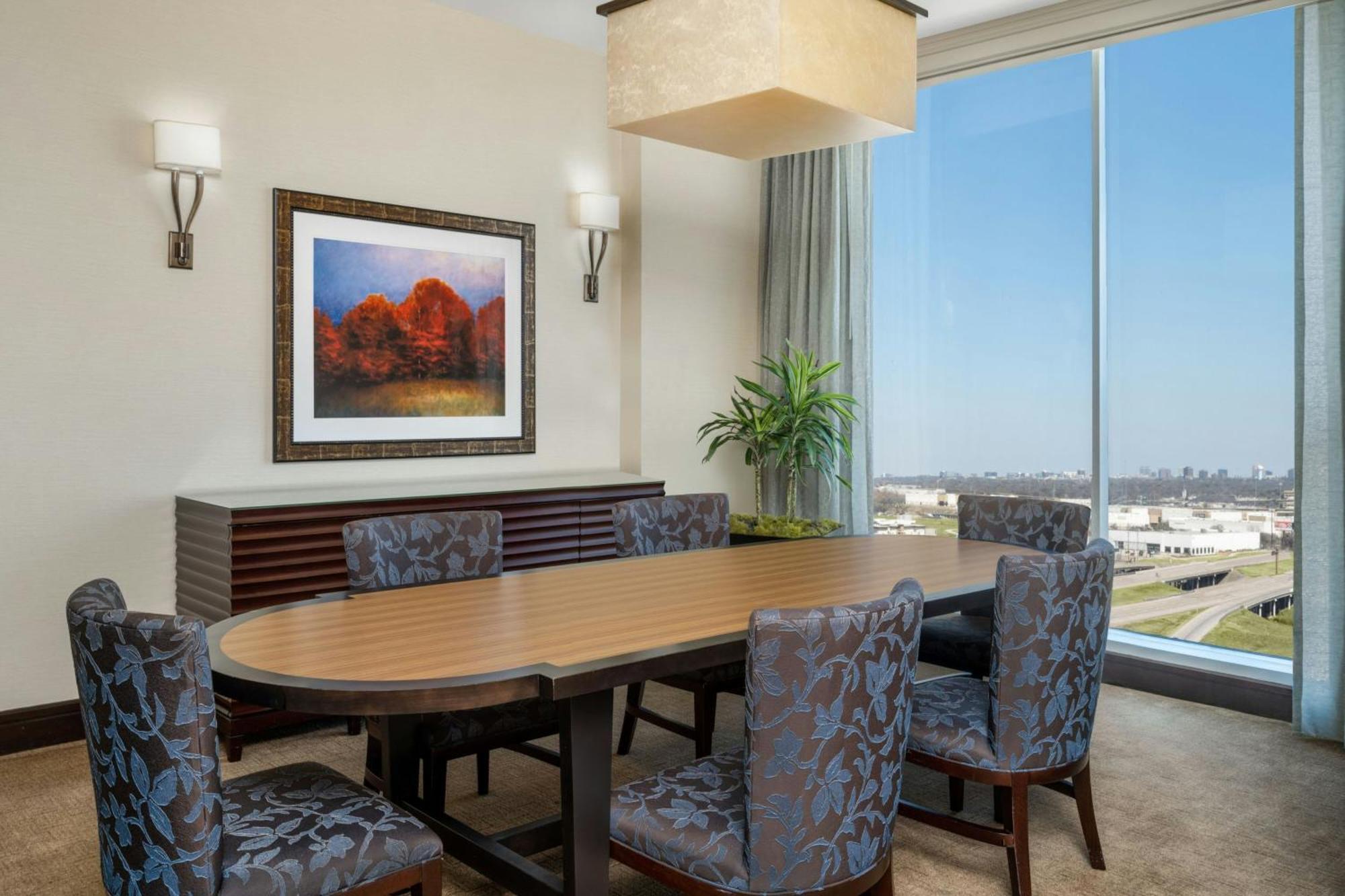 פרמרס בראנץ' Renaissance Dallas North Hotel מראה חיצוני תמונה